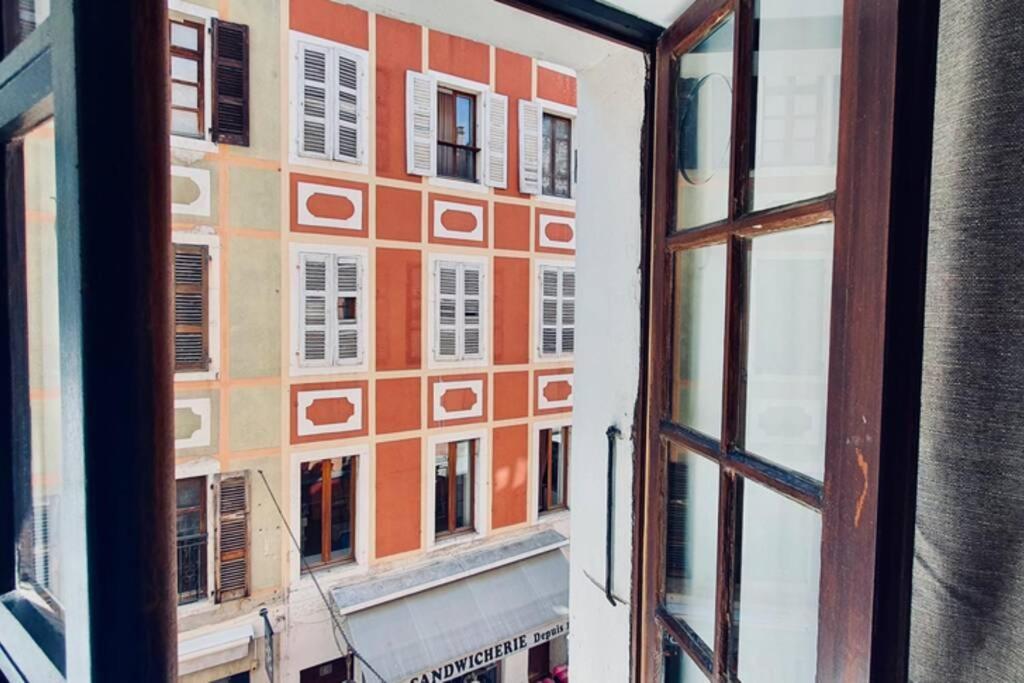 Le Carnot 2 Etoiles Hypercentre Vieille Ville آنسي المظهر الخارجي الصورة